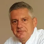 Prof. dr Dušan Vešović